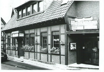 Blick auf das Gasthaus Wesselmann, Kirchplatz